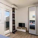 Apartmán In Okrug Gornji With Sea View, Balcony, Air Conditioning, Wifi 5134-7 *