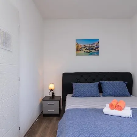 In Okrug Gornji With Sea View, Balcony, Air Conditioning, Wifi 5134-7 Apartmán Trogir