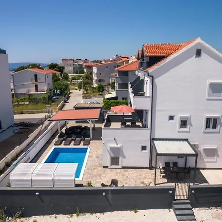 In Okrug Gornji With Sea View, Balcony, Air Conditioning, Wifi 5134-7 *
