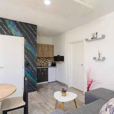 Apartment In Okrug Gornji With Sea View, Balcony, Air Conditioning, Wifi 5134-7