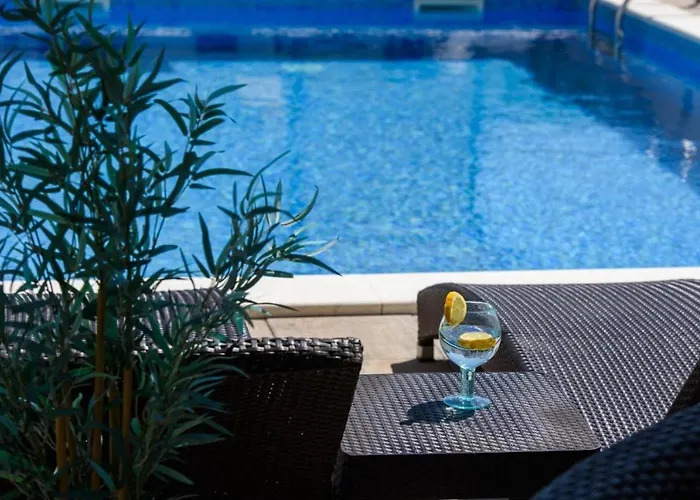 In Okrug Gornji With Sea View, Balcony, Air Conditioning, Wifi 5134-7 Appartement *