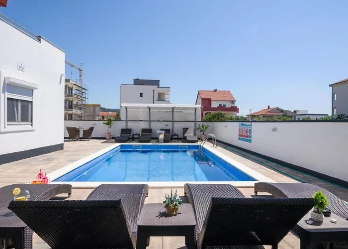 Appartement In Okrug Gornji With Sea View, Balcony, Air Conditioning, Wifi 5134-7