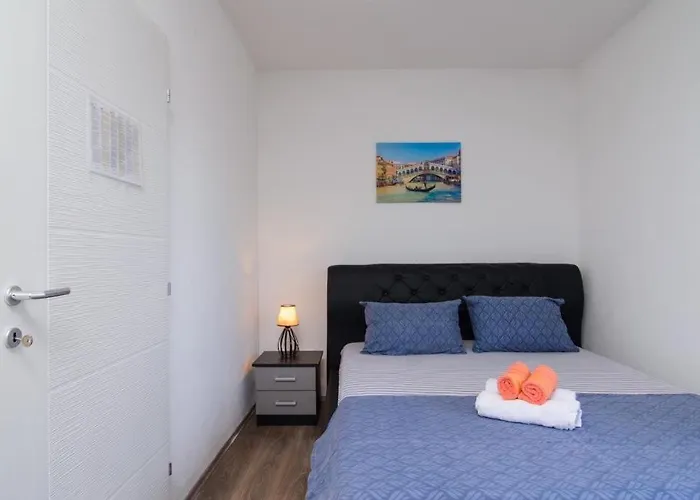 In Okrug Gornji With Sea View, Balcony, Air Conditioning, Wifi 5134-7 Appartement Trogir