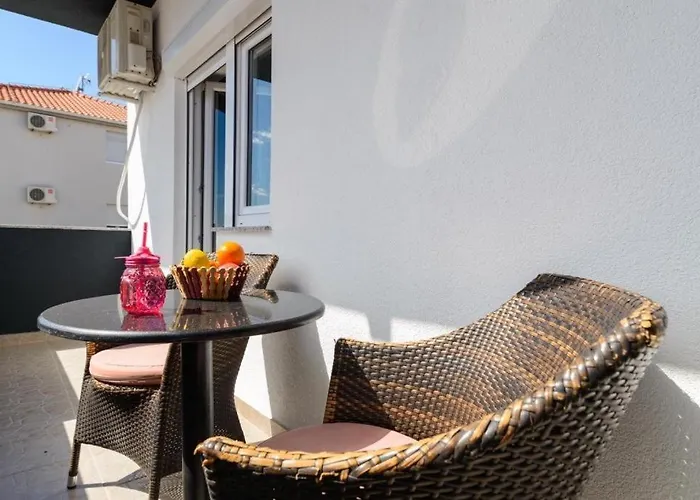 In Okrug Gornji With Sea View, Balcony, Air Conditioning, Wifi 5134-7 Trogir